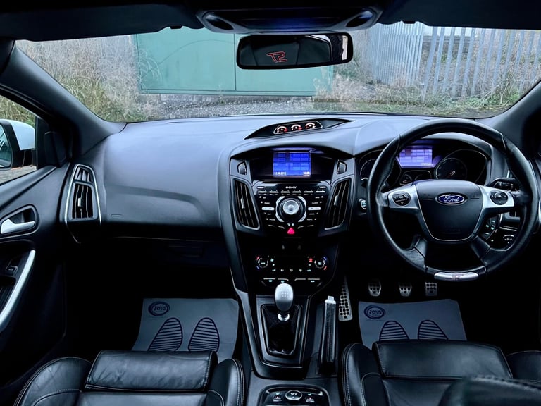 2012 Ford Focus 2.0T ST-3 5dr Ex Police ESTATE Petrol Manual