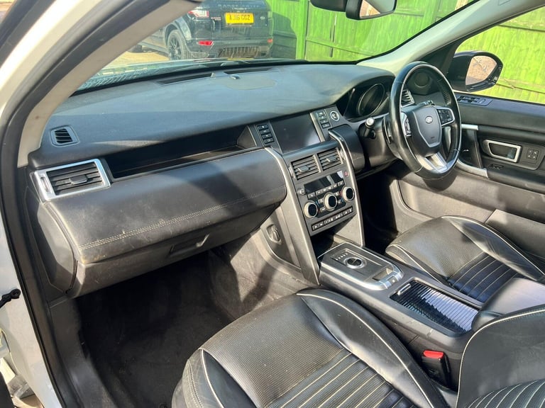 2017 Land Rover Discovery Sport 2.0 TD4 HSE Dynamic Lux Auto 4WD Euro 6 (s/s) 5dr ESTATE Diesel A...