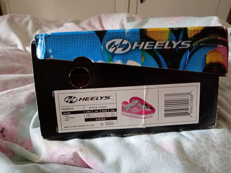 Heelys Girls size 1