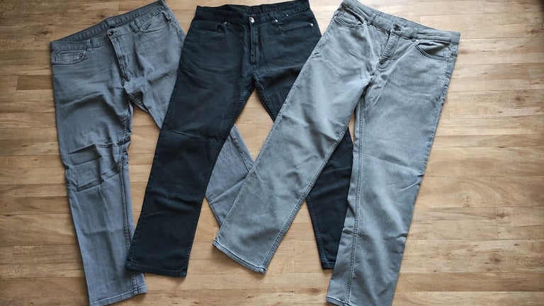 image for Lot of 3 Pairs Men’s Jeans Size 34 