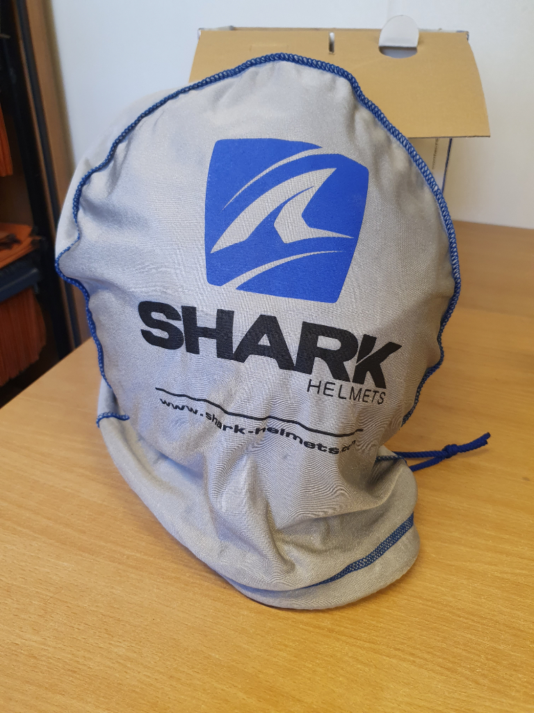 Shark xl matt black crash helmet