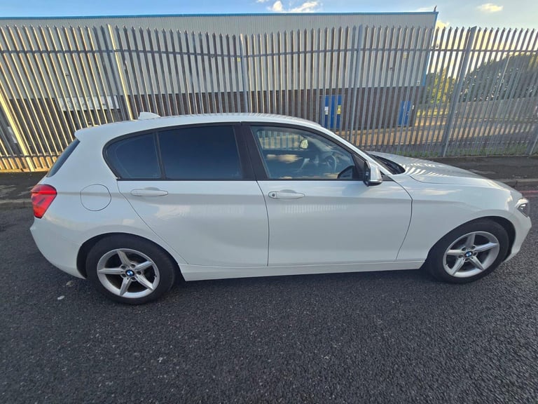 2015 BMW 1 Series 116d EfficientDynamics Plus 5dr HATCHBACK DIESEL Manual