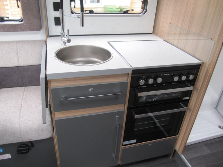 Bailey Adamo 75-4i DIESEL AUTOMATIC 2026