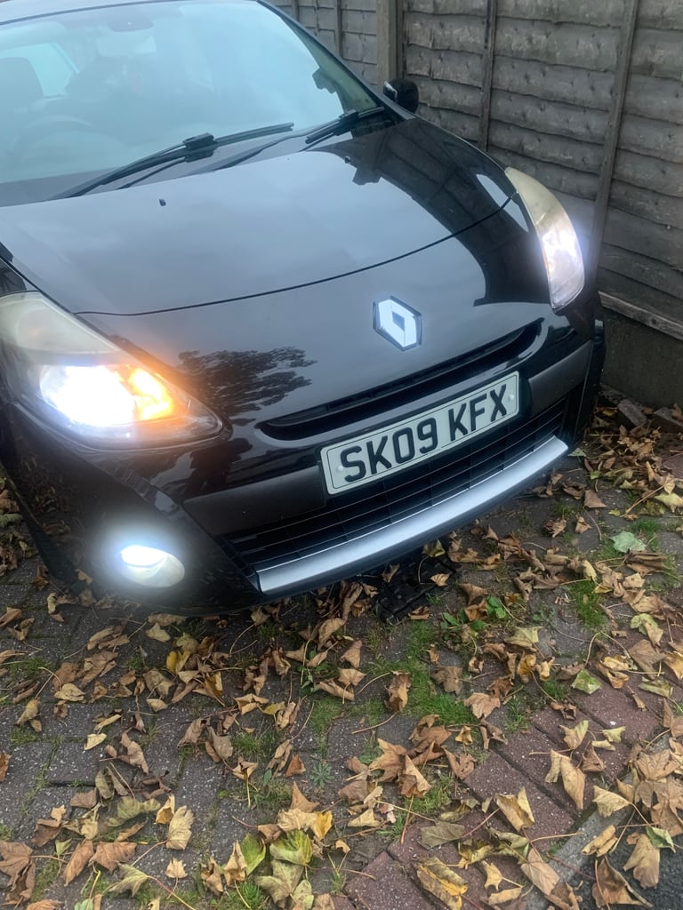 RENAULT CLIO 1.2 2009! ONLY 72k DRIVES WELL IDEAL FIRST CAR 