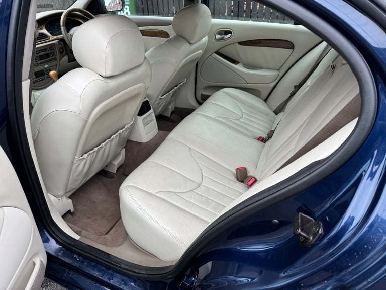 Jaguar S-Type 4.0 v8