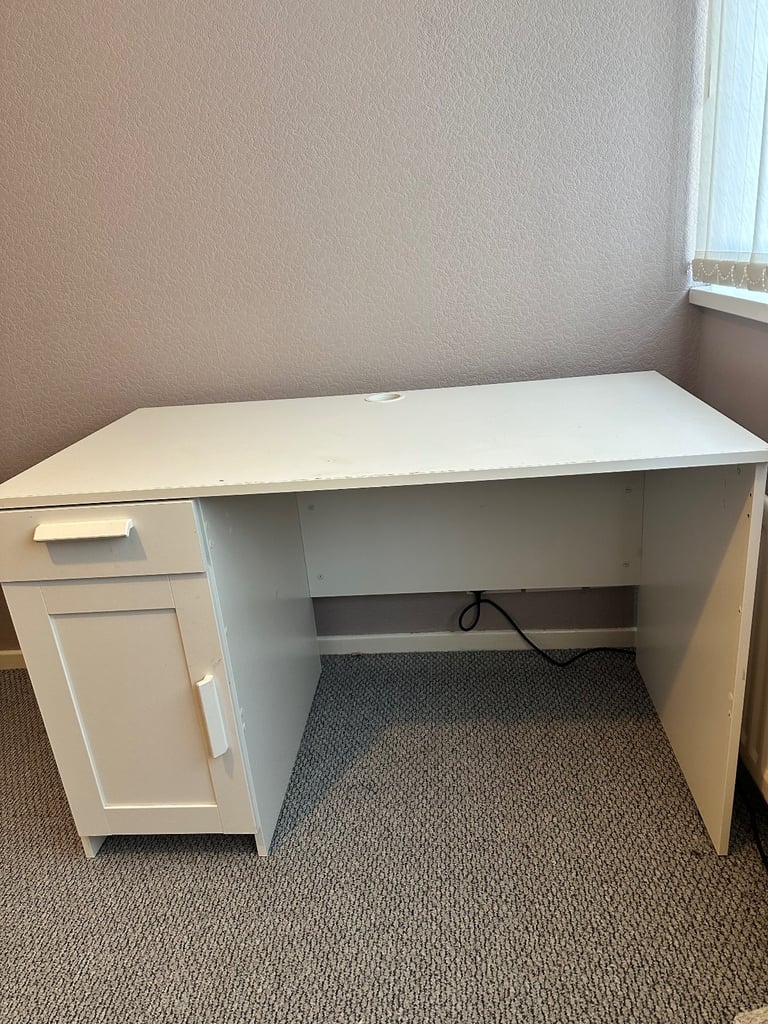 IKEA laptop/office desk