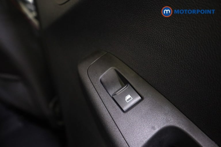 2025 Ford Puma 1.0 EcoBoost Hybrid mHEV ST-Line 5dr DCT SUV Petrol Automatic