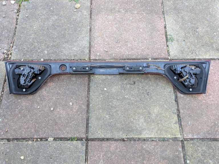 Seat Toledo (Mk2) Rear Light Bar