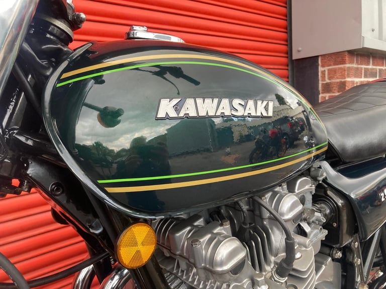 KAWASAKI Z900 A4,1976 45,000 MILES,GENUINE EXHAUST SYSTEM