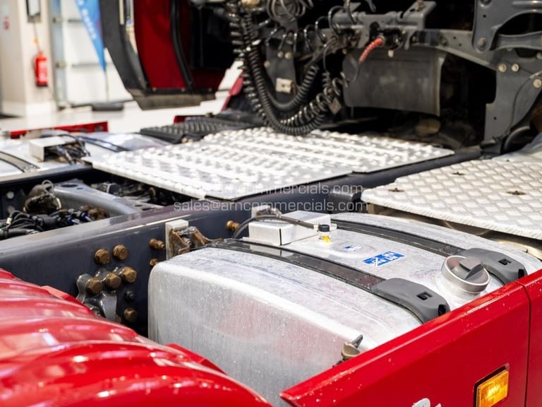 2021 (21) SCANIA 580S V8 HIGHLINE 6X2 TAG AXLE