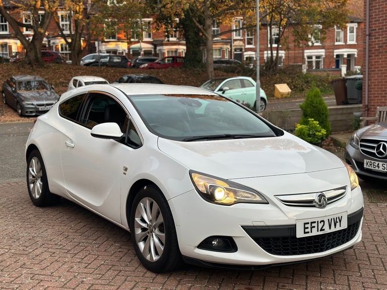 image for Vauxhall, ASTRA GTC, Hatchback, 2012, Manual, 1364 (cc), 3 doors