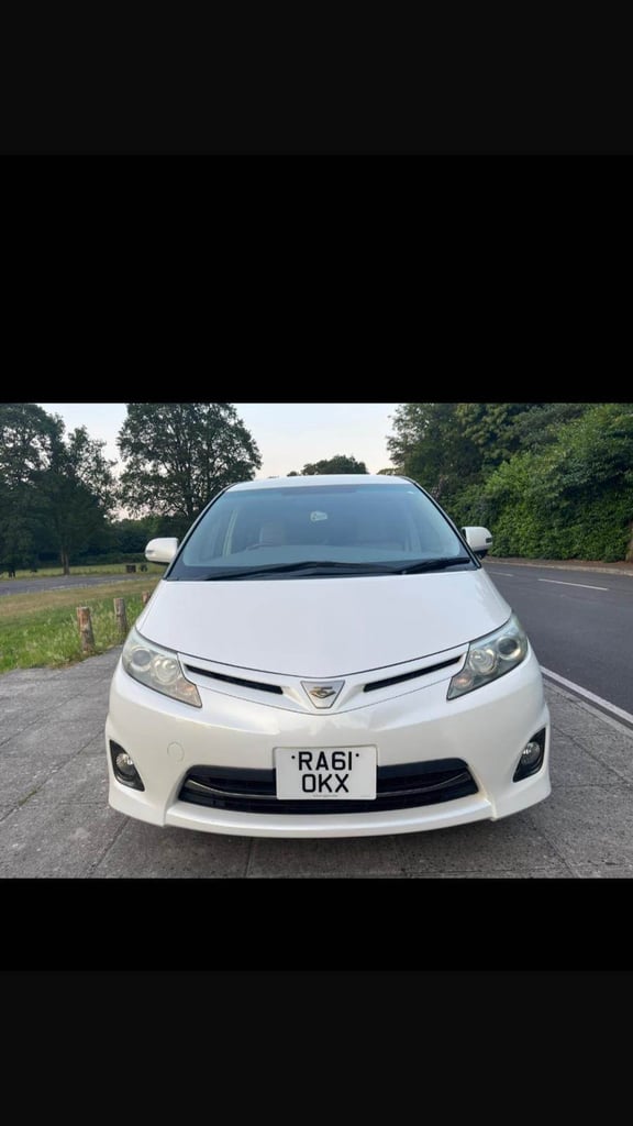 Toyota Estima in Aldershot GU12