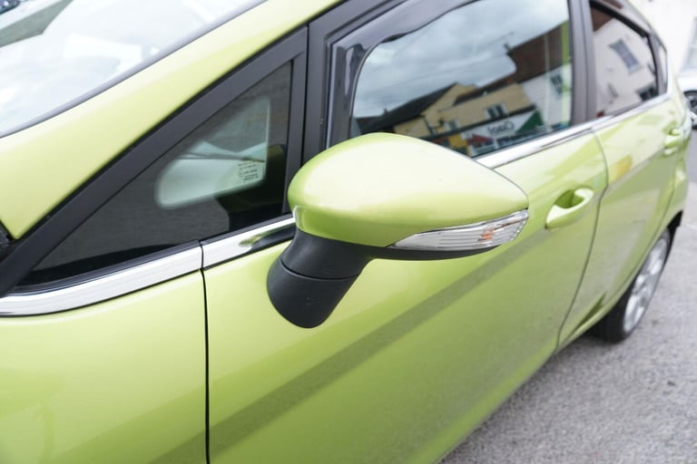 2010 Ford Fiesta 1.6 Titanium 5dr HATCHBACK Petrol Manual