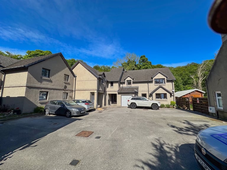 2 bedroom flat in Kennerty Court, Peterculter, Aberdeen, AB14 0LU