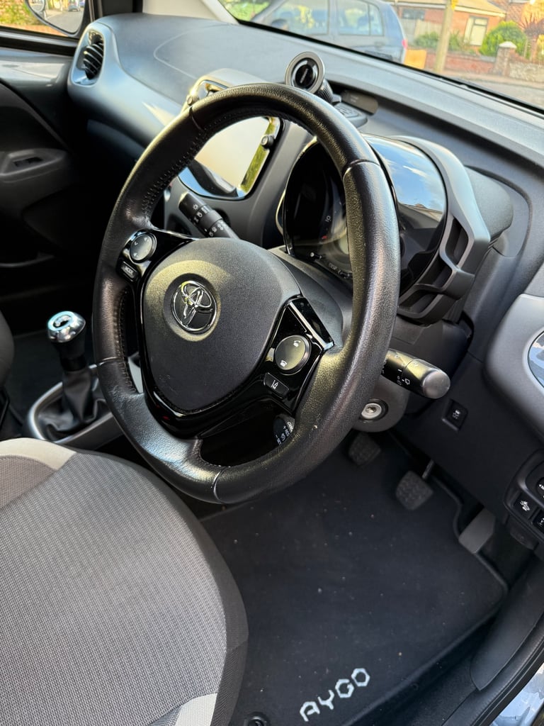 Toyota, AYGO, Hatchback, 2020, Manual, 998 (cc), 5 doors