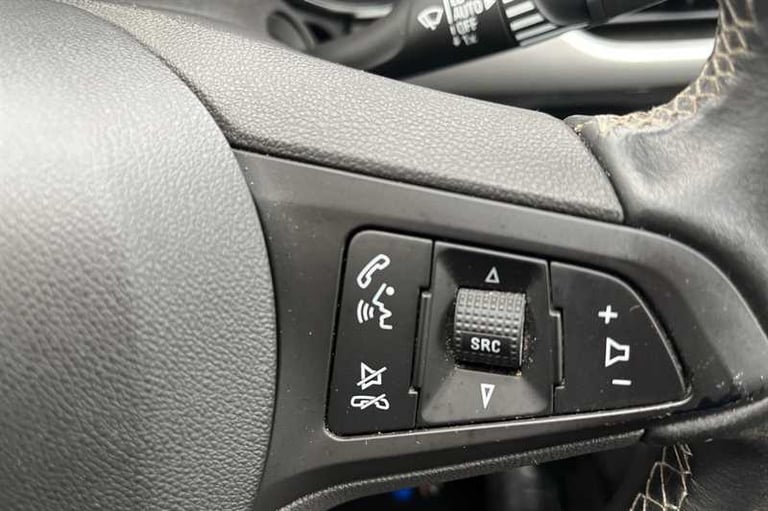 2020 Vauxhall Astra 1.2 Turbo SRi Hatchback 5dr Petrol Manual Euro 6 (s/s) (145 ps) Hatchback Pet...