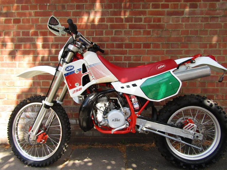 image for KTM 250 TWO STROKE MOTOCROSS / ENDURO ** RETRO 1989 ** REDUCED**