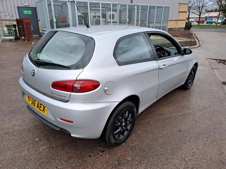 2006 Alfa Romeo 147 1.6 T.Spark Lusso 52k new mot