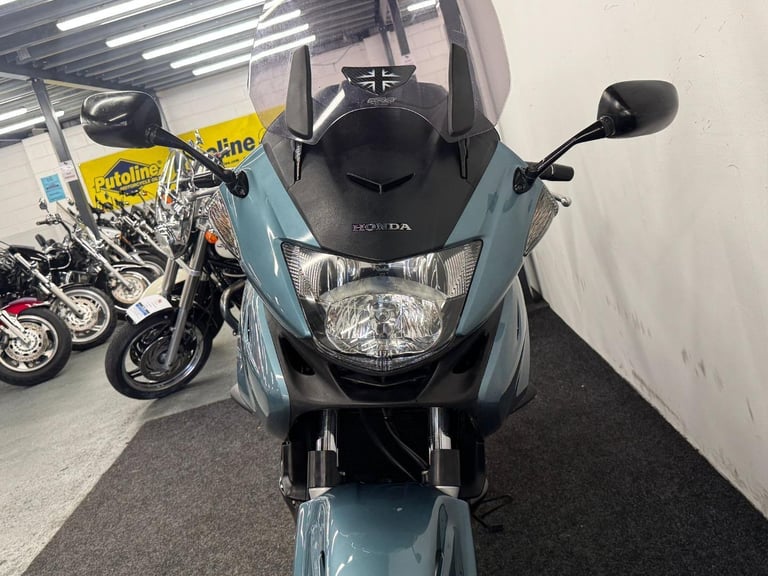 HONDA NT700V DEAUVILLE ** READY TO GO - FULL HISTORY - MOT JULY 2026 **