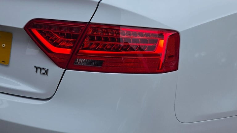 AUDI A5 2.0 TDI S line Special Edition Plus Multitronic Euro 5 (s/s) 2dr 2015