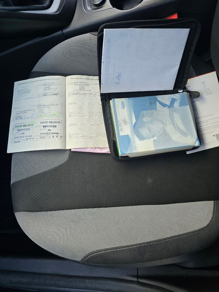 Ford, FOCUS, Hatchback, 2011, Manual, 1596 (cc), 5 doors