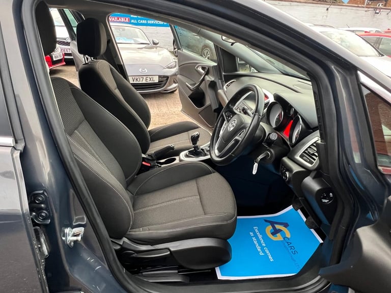 2014 Vauxhall Astra 2.0 CDTi SRi Sports Tourer 5dr Diesel Manual Euro 5 (s/s) (165 ps) ESTATE Die...