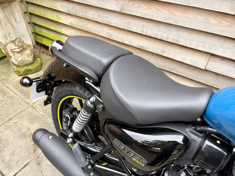 2024 / 24 Royal Enfield METEOR 350 £2750 Blue 134 miles.