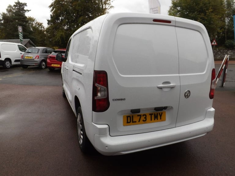 2023 Vauxhall Combo 1.5 Turbo D 2300 Pro Panel Van 6dr Diesel Manual L2 H1 Euro 6 (s/s) (100 ps P...
