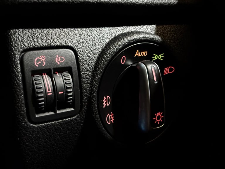 2014 Volkswagen Tiguan 2.0 TDI BlueMotion Tech Match 4WD Euro 5 (s/s) 5dr ESTATE Diesel Manual