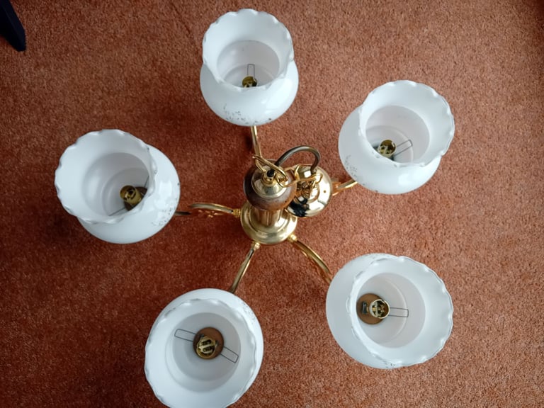 Traditional wood and glass chandelier pendant light 