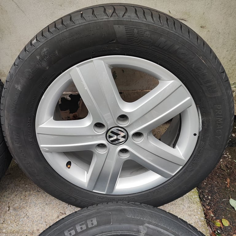 VW transporter T5 thunder/sportline alloys 17"