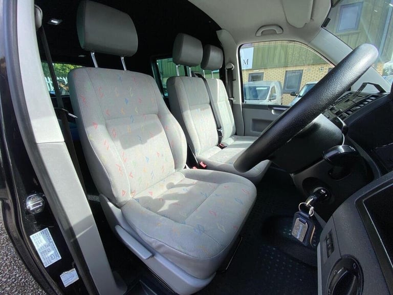 2006 Volkswagen Transporter 2.5 TDi T32 REAR LONGUE-5 BELTS-20 inch ALLOYS-PRIVATE PLATE MOTORHOM...