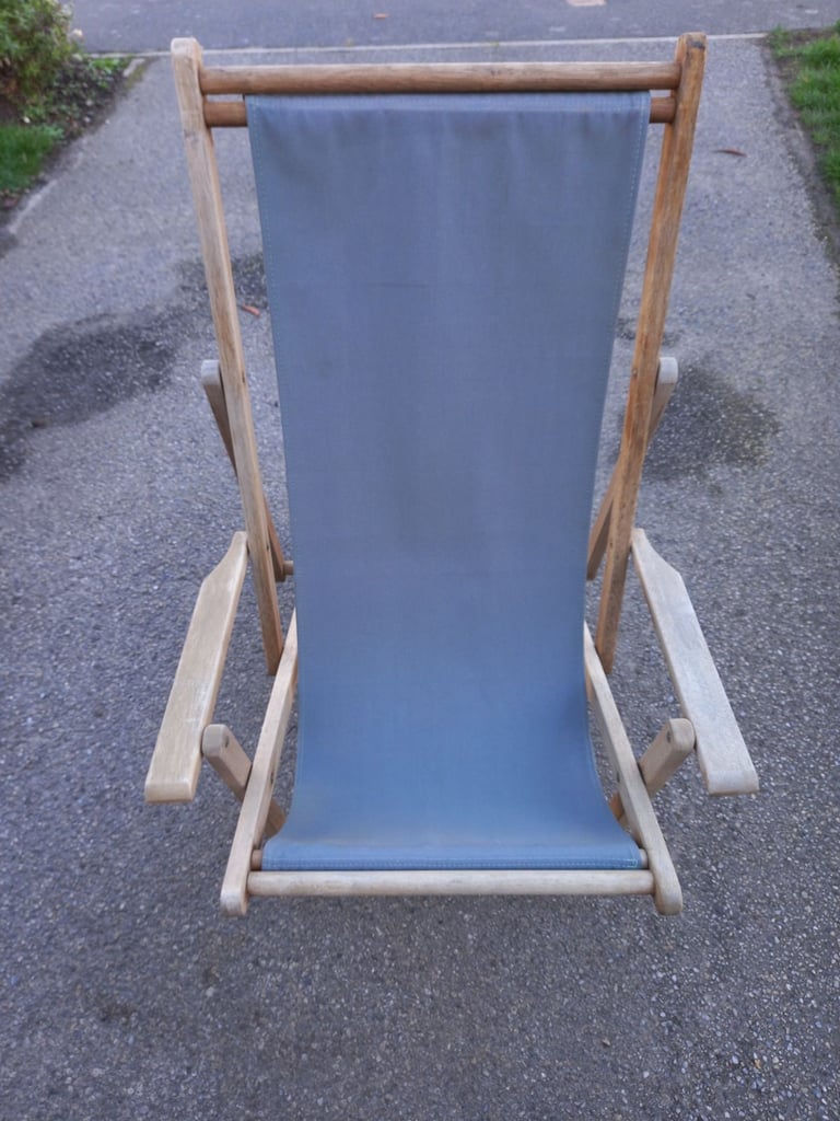 2 old style wooden garden deckchairs.collection only.