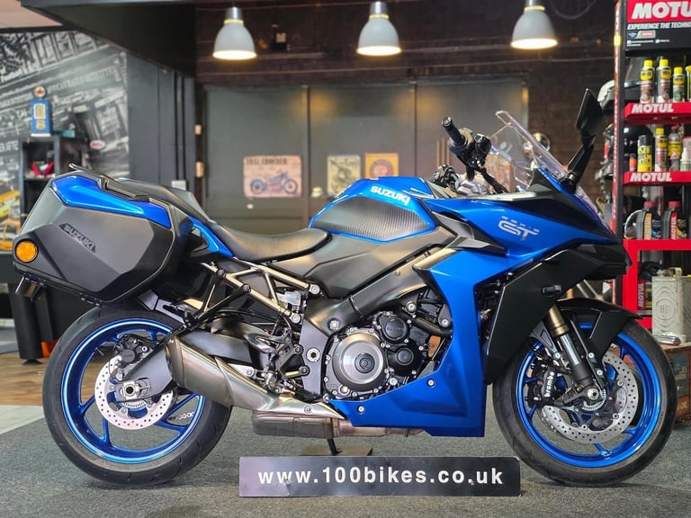 image for 2023 SUZUKI GSX-S 1000 GT LUGGAGE WITH 4,870 MILE'S 