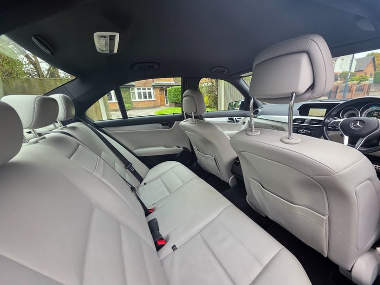 2012 Mercedes-Benz C-Class C220 CDI BlueEFFICIENCY Sport 4dr Auto SALOON Diesel Automatic