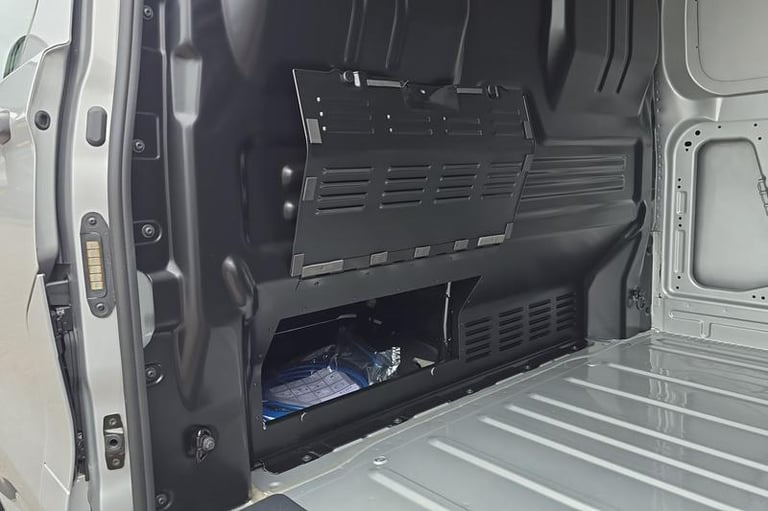 2025 Ford Transit Custom 2.5 PHEV 232ps H1 Van Trend Auto PANEL VAN PETROL/ELECTRIC Automatic