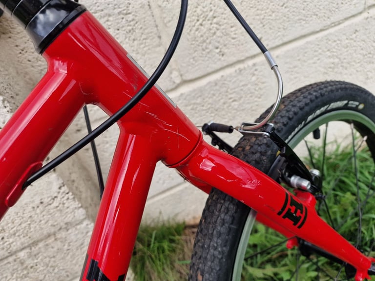 Hoy Bonaly 20 inch Bike