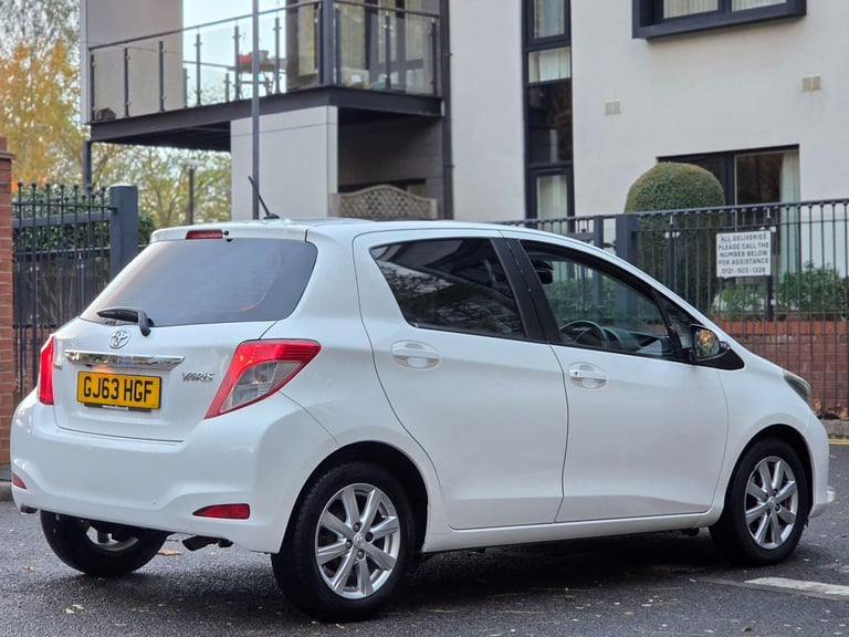 2013 Toyota Yaris 1.33 Dual VVT-i T Spirit Euro 5 5dr HATCHBACK Petrol Manual
