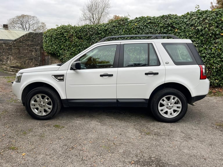 2012 Land Rover Freelander 2 2.2 TD4 XS CommandShift 4WD Euro 5 5dr ESTATE Diesel Automatic