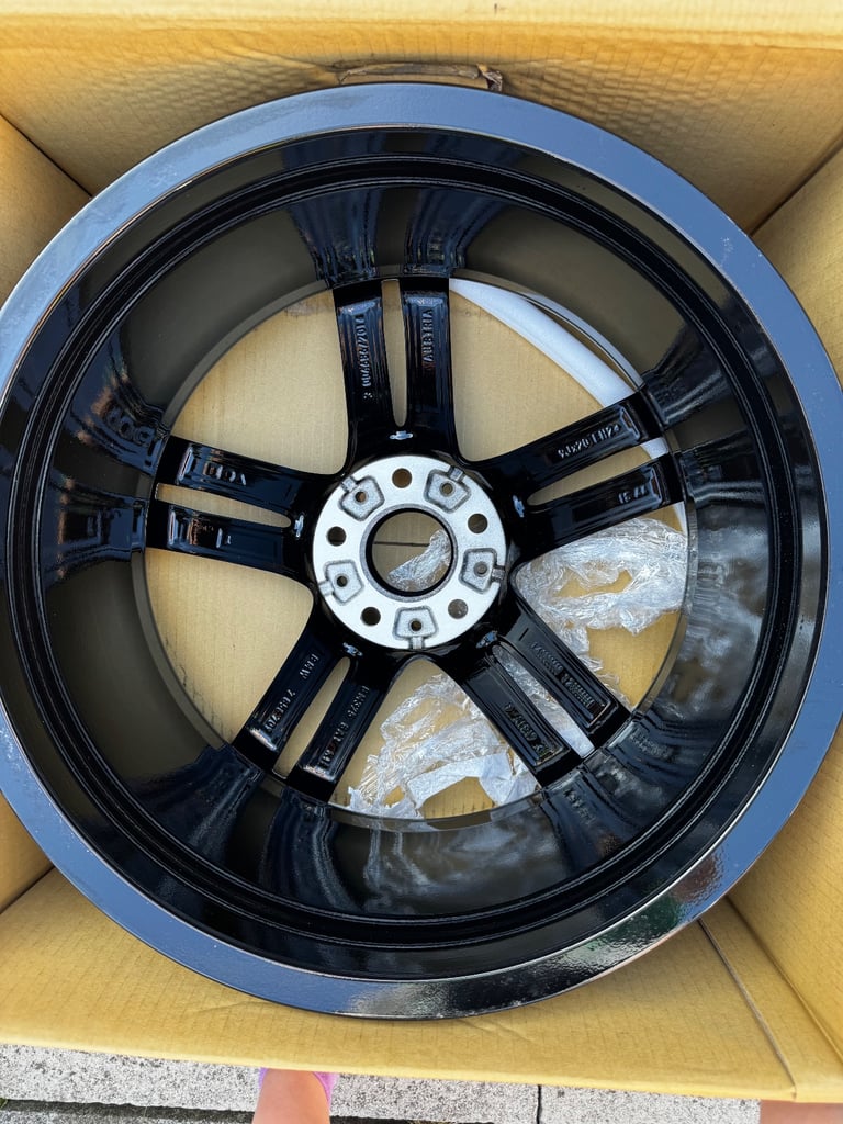 BMW 20" Alloy Wheels - Set of 4 (Gloss Black, Made in Austria)