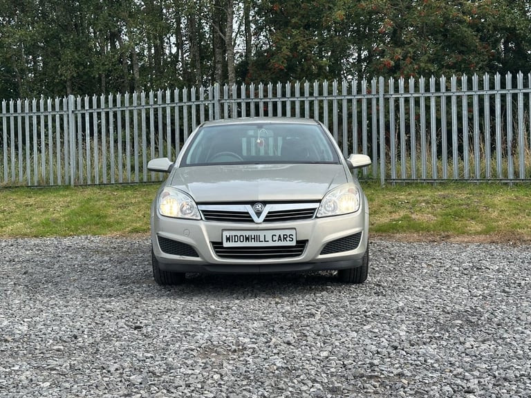 VAUXHALL ASTRA 1.6 i 16v Life 2009