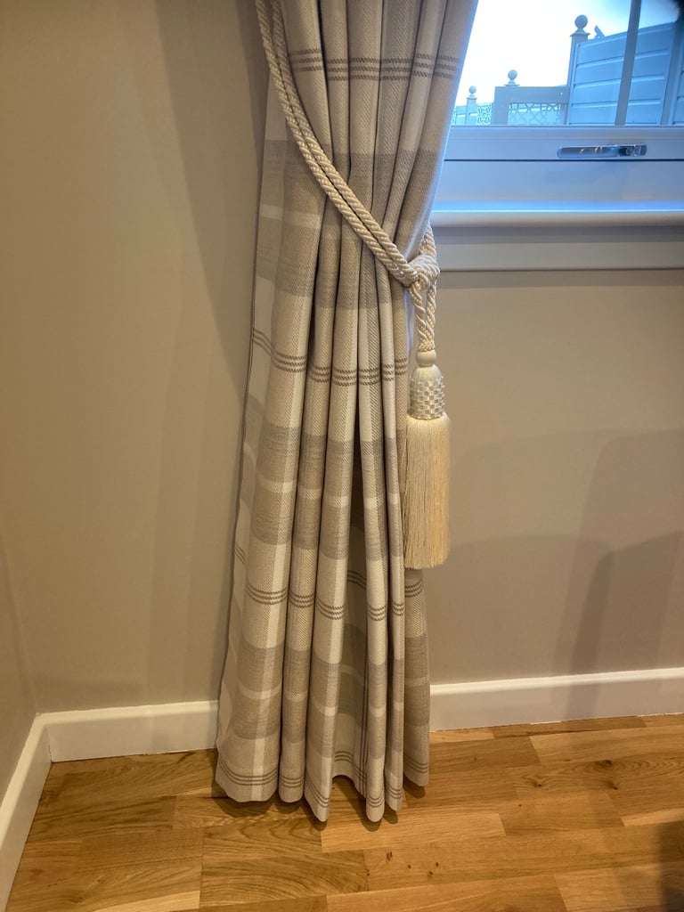 Highland Check Eyelet curtains