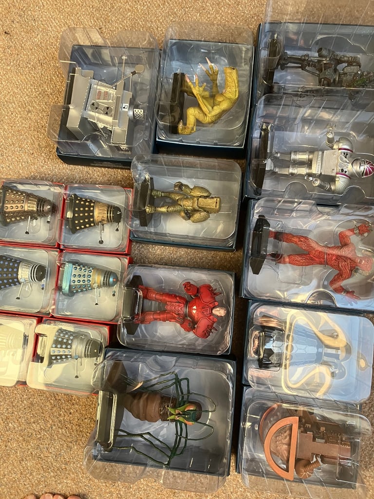 Doctor Who Eaglemoss figurines ..main set and specials