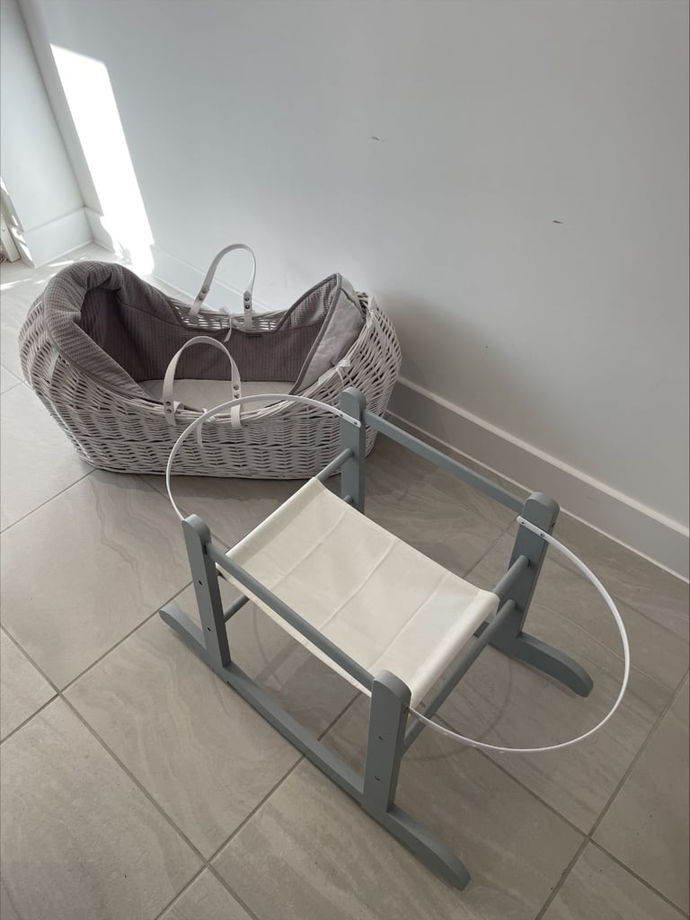 image for Moses Basket - Excellent Condition 