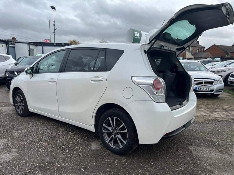 2015 Toyota Verso 1.6 D-4D Icon MPV 5dr Diesel Manual Euro 5 (s/s) (110 bhp) MPV Diesel Manual