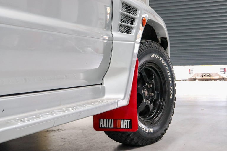 MITSUBISHI 3000GT  1998