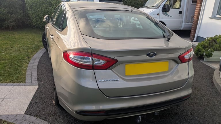 Ford, MONDEO, Hatchback, 2016, Manual, 1997 (cc), 5 doors