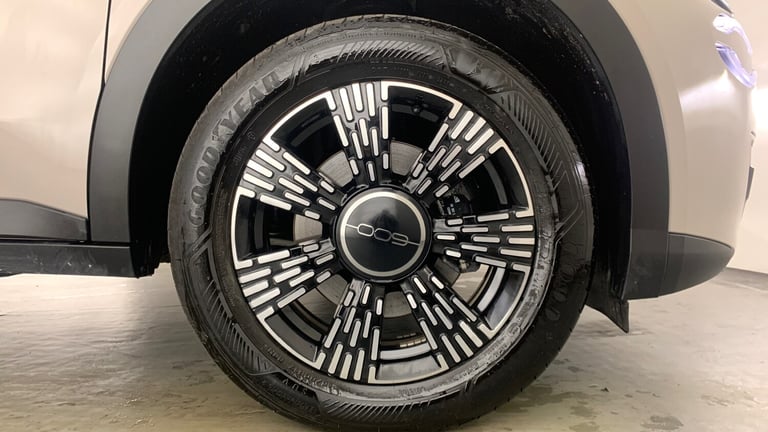 2024 Fiat 600 1.2 MHEV SUV 5dr Petrol Hybrid e-DCT Euro 6 (s/s) (100 ps) SUV Hybrid Automatic