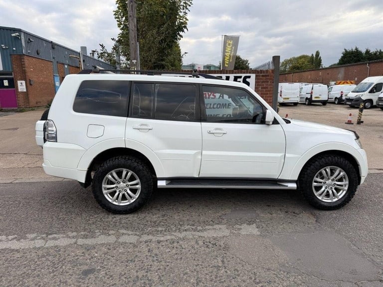 2012 62 MITSUBISHI SHOGUN 3.2 DI-DC SG2 4WORK SUV 3DR DIESEL MANUAL 4WD L3 (213
