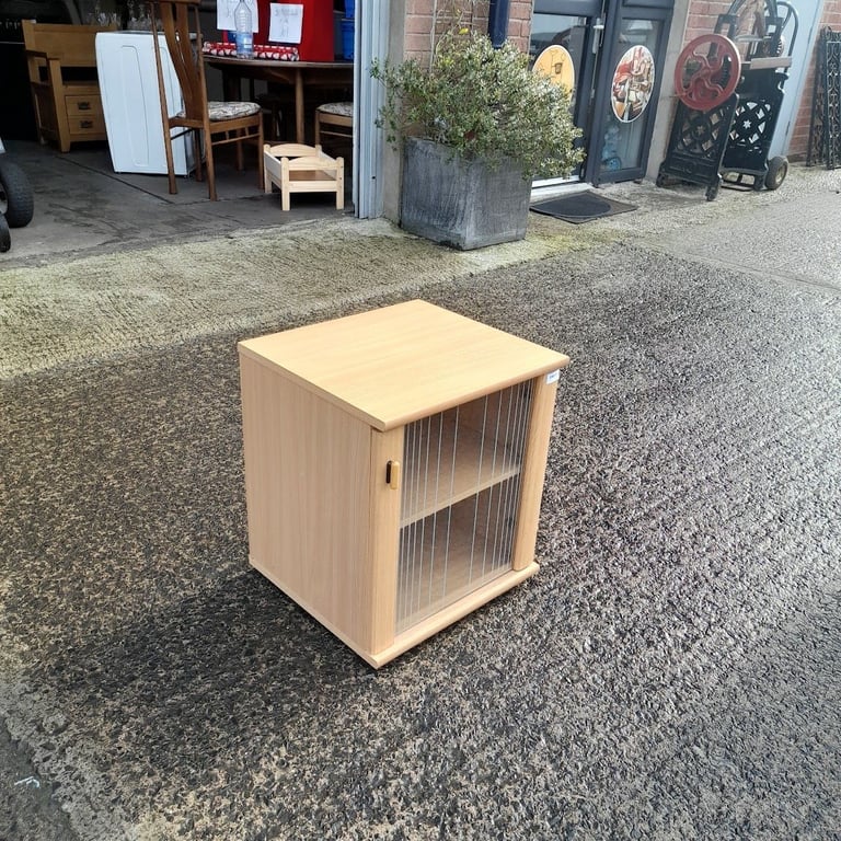 Glass fronted small cabinet 48cm x 44cm x 54cm, Ref:19617